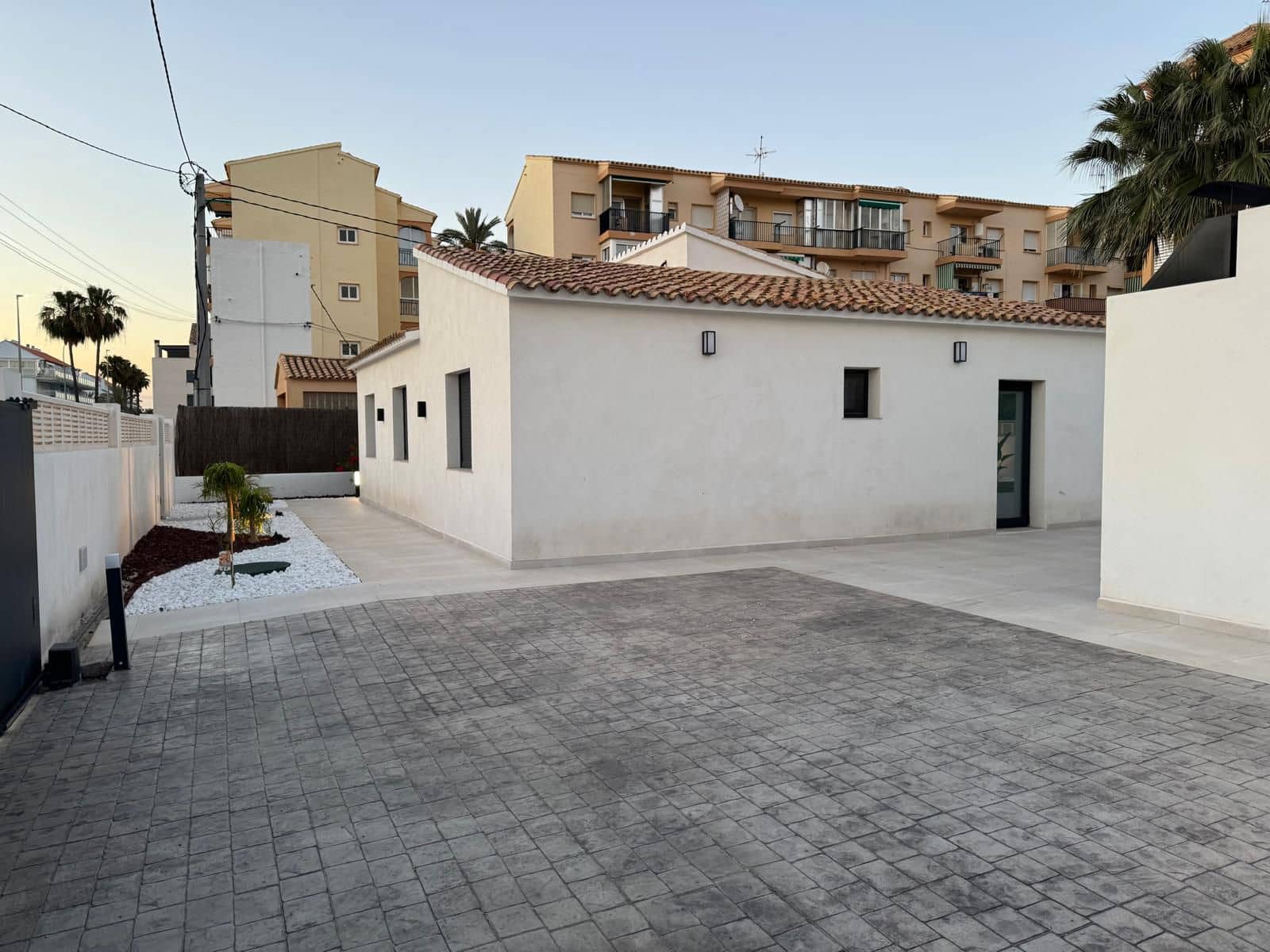 3 bedroom Villa for sale in Denia - € 585,000 (Ref: 8374570)