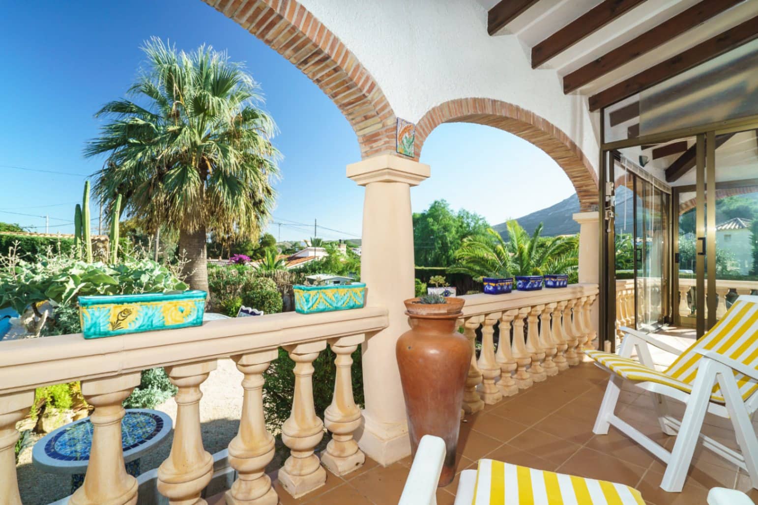 Chalet de 3 habitaciones en Dénia en venta - 598.500 € (Ref: 8606967)