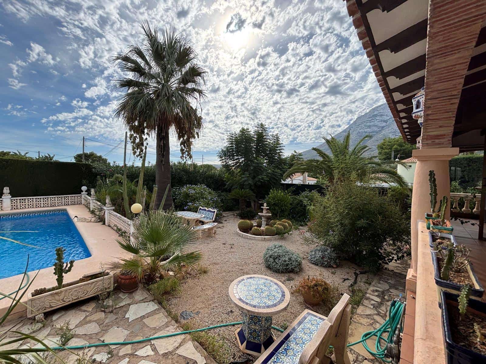 Chalet de 3 habitaciones en Dénia en venta - 598.500 € (Ref: 8606967)