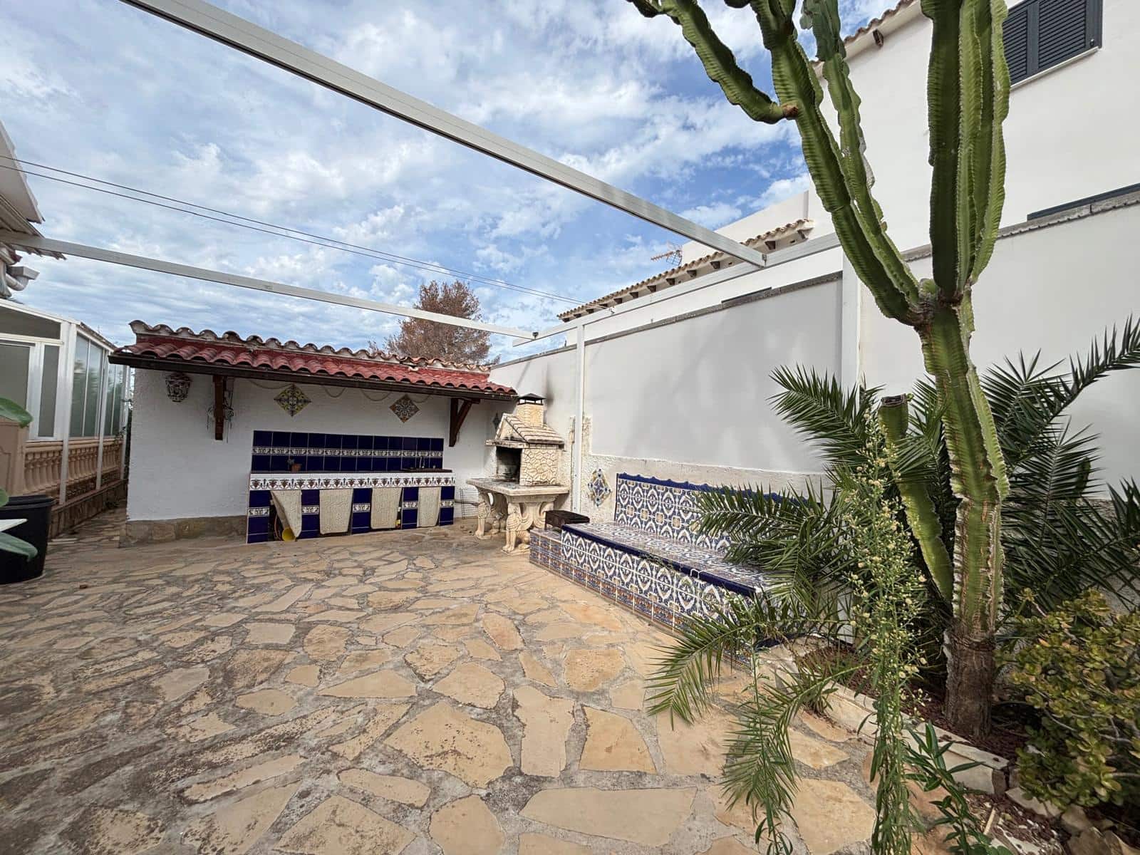 Chalet de 3 habitaciones en Dénia en venta - 598.500 € (Ref: 8606967)