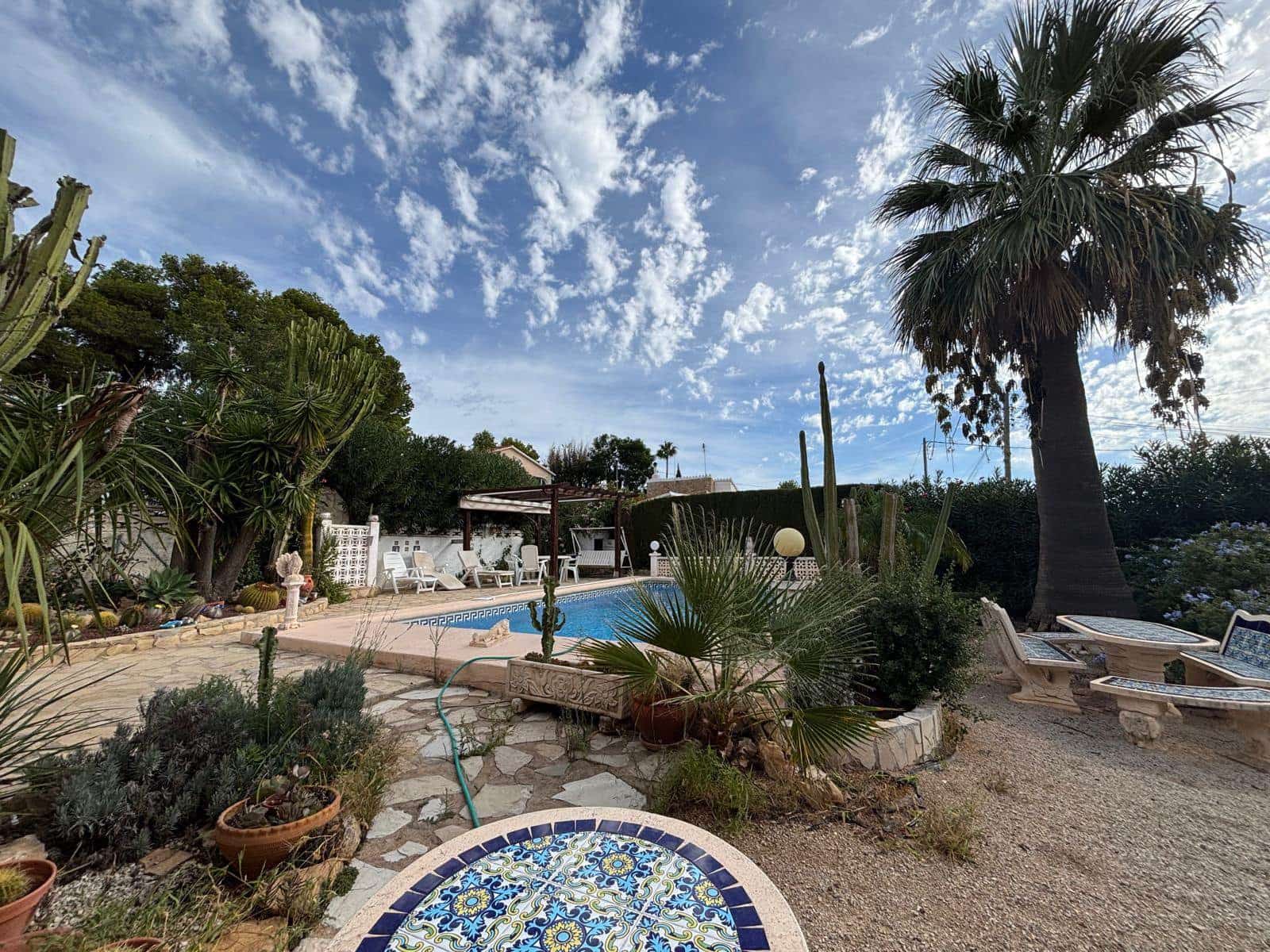 Chalet de 3 habitaciones en Dénia en venta - 598.500 € (Ref: 8606967)