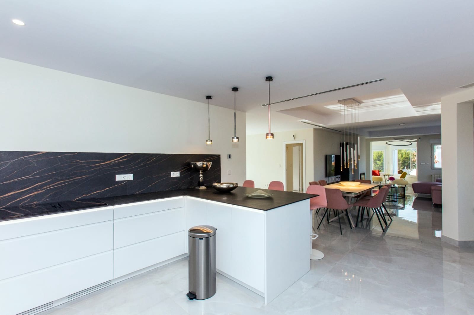 Chalet de 5 habitaciones en Dénia en venta - 1.345.000 € (Ref: 8681450)