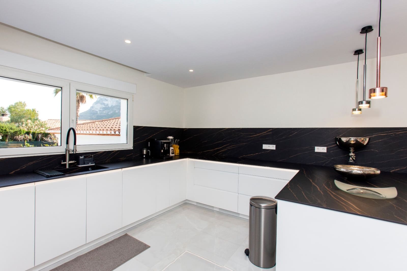 Chalet de 5 habitaciones en Dénia en venta - 1.345.000 € (Ref: 8681450)