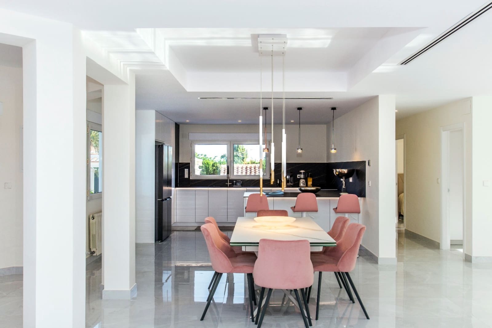 Chalet de 5 habitaciones en Dénia en venta - 1.345.000 € (Ref: 8681450)