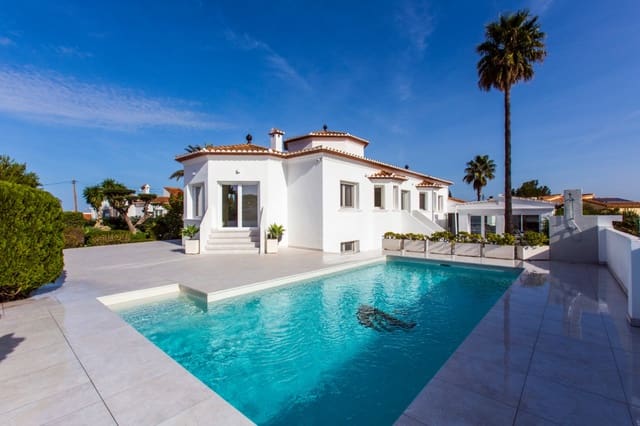 5 soveværelse Villa til salg i Dénia - € 1.345.000 (Ref: 8681450)