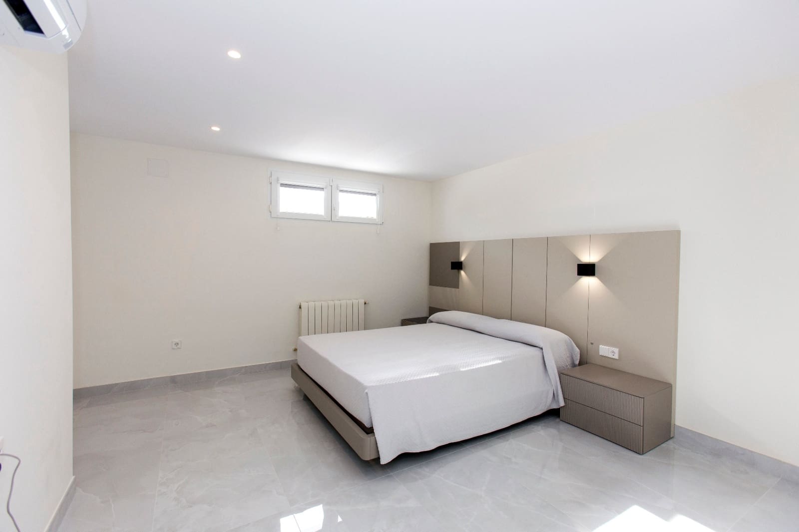 Chalet de 5 habitaciones en Dénia en venta - 1.345.000 € (Ref: 8681450)