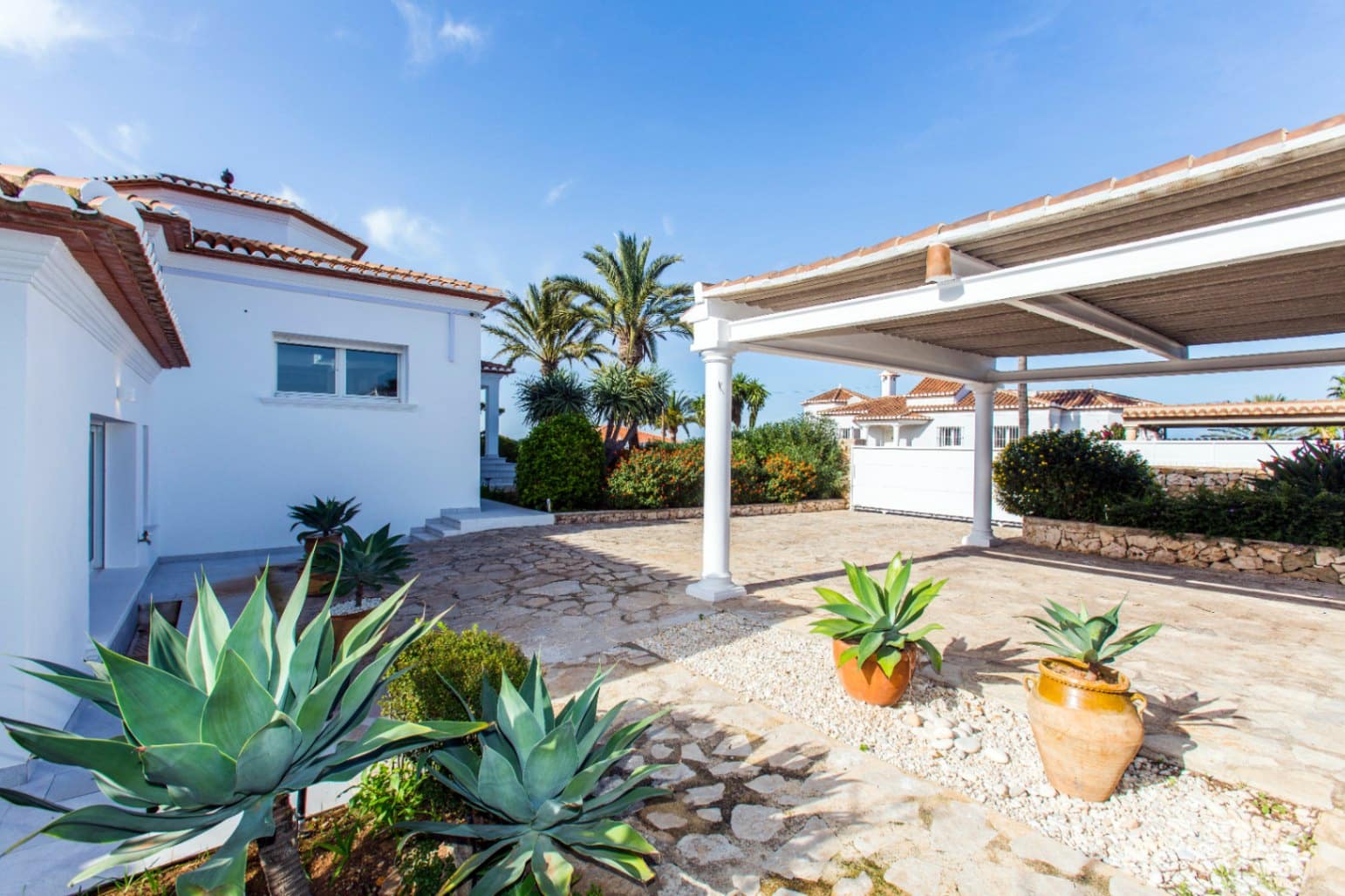 Chalet de 5 habitaciones en Dénia en venta - 1.345.000 € (Ref: 8681450)