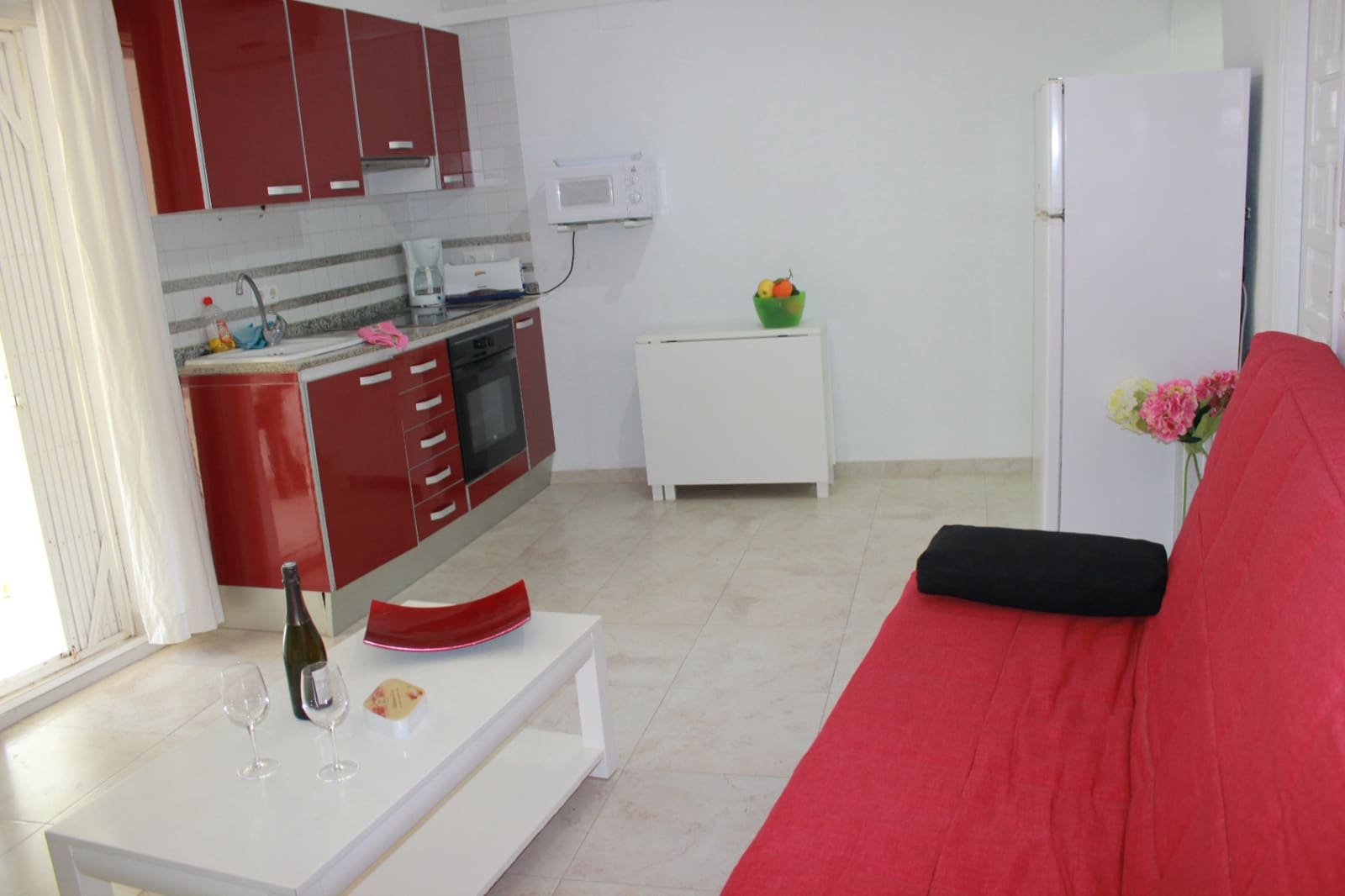 2 Zimmer Apartment zu vermieten in Denia - 750 € (Ref: 8895361)