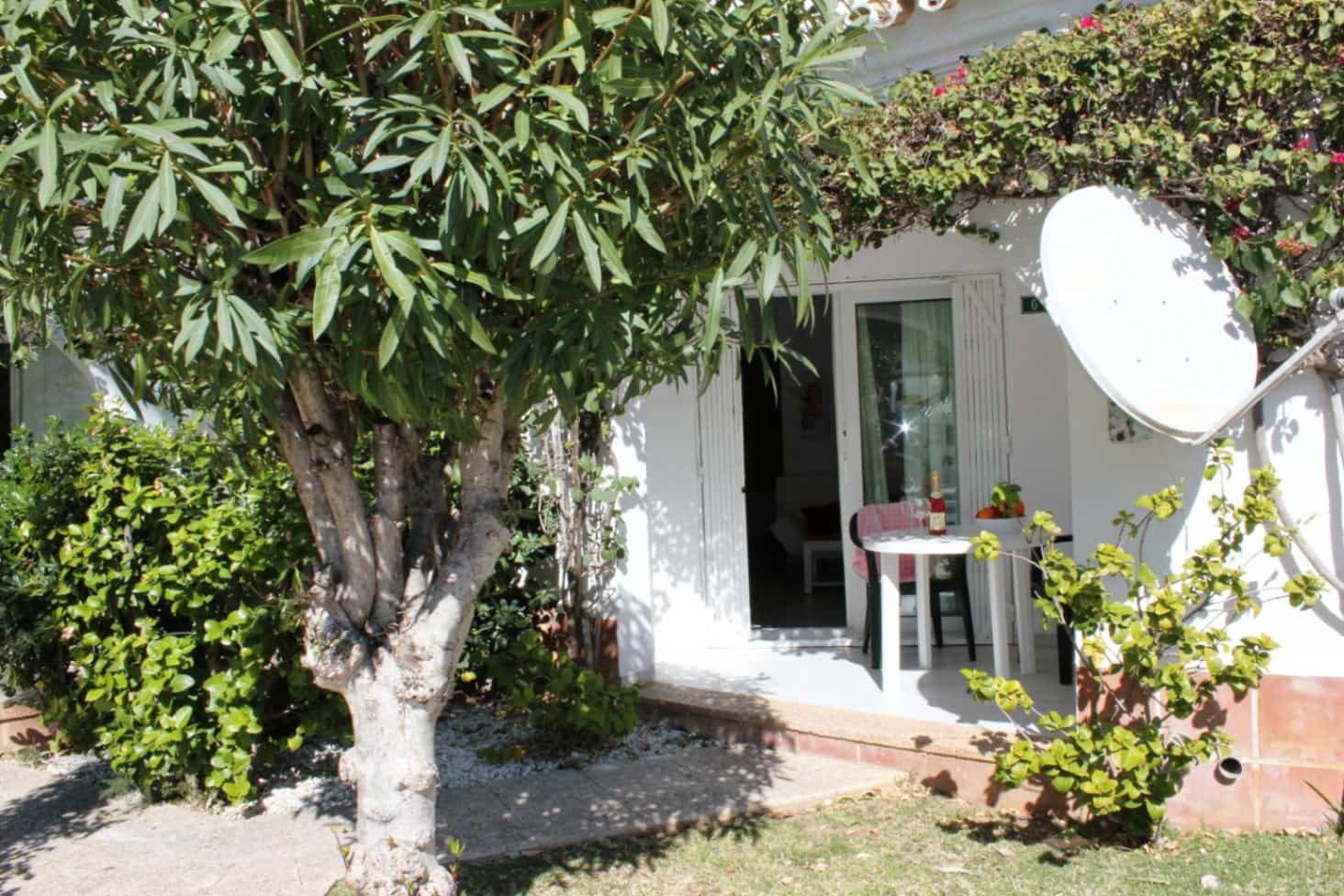 2 Zimmer Apartment zu vermieten in Denia - 750 € (Ref: 8895361)