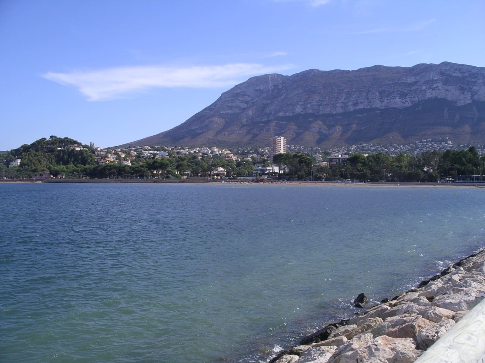 2 Zimmer Apartment zu vermieten in Denia - 750 € (Ref: 8895361)