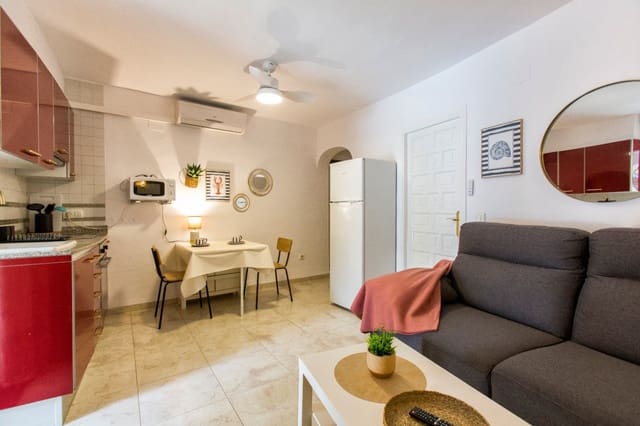 2 bedroom Apartment for rent in Dénia with pool - € 800 (Ref: 8895361)