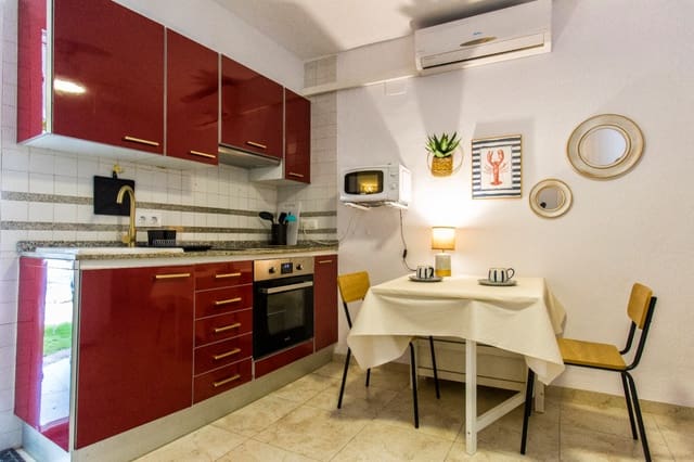 2 bedroom Apartment for rent in Dénia with pool - € 800 (Ref: 8895361)