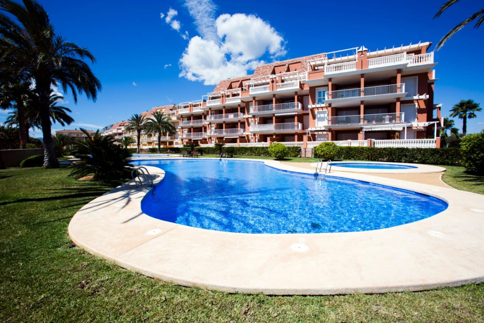 2 bedroom Apartment for rent in Denia - € 850 (Ref: 8895363)