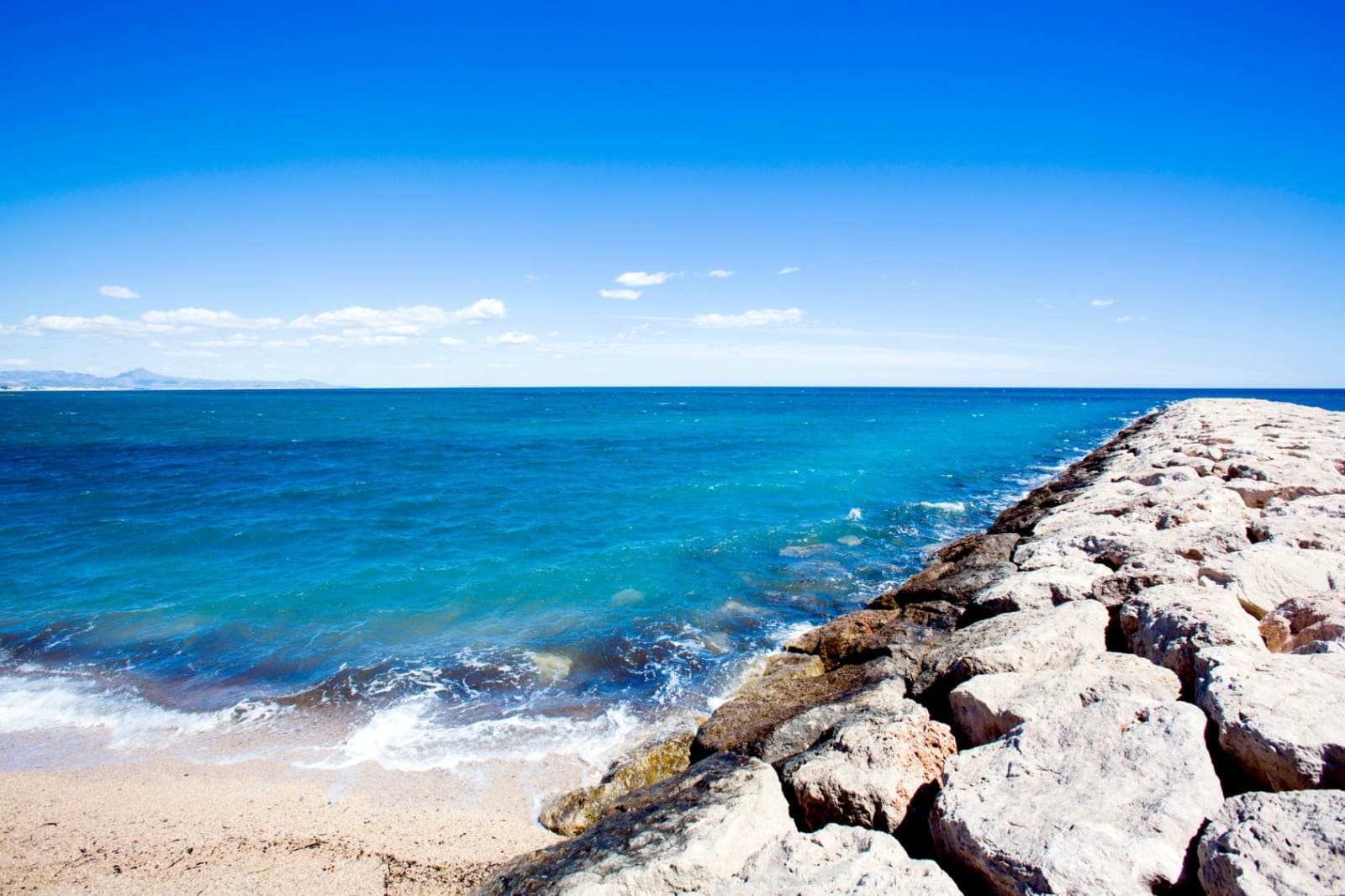 2 bedroom Apartment for rent in Denia - € 850 (Ref: 8895363)