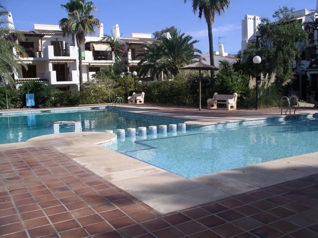 2 soveværelse Lejlighed til leje i Dénia - € 800 (Ref: 8895364)