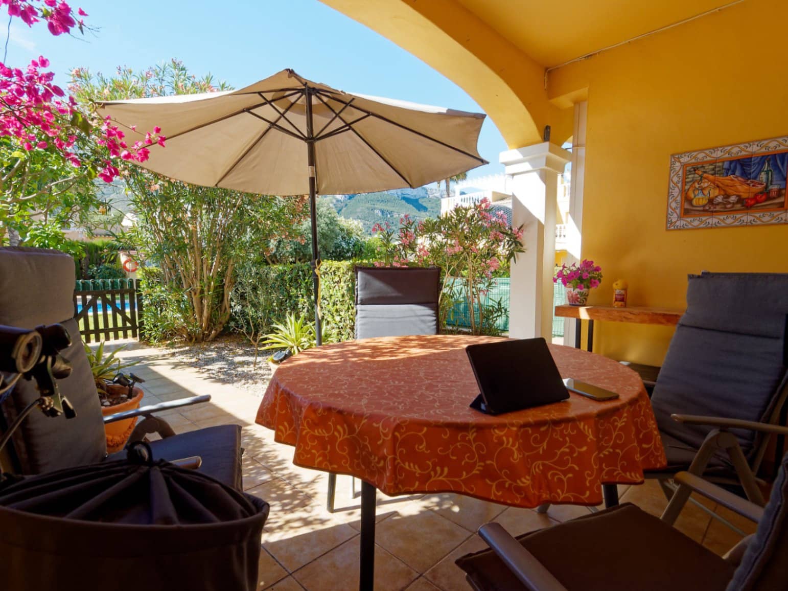 2 bedroom Apartment for sale in Denia - € 319,000 (Ref: 9116560)