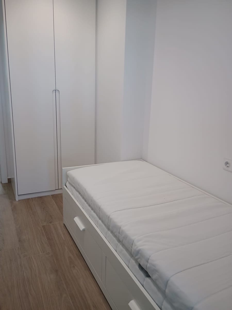 2 bedroom Apartment for rent in Denia - € 1,200 (Ref: 9335636)