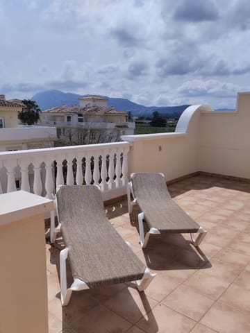 3 soveværelse Penthouse til leje i Dénia - € 1.000 (Ref: 9569485)