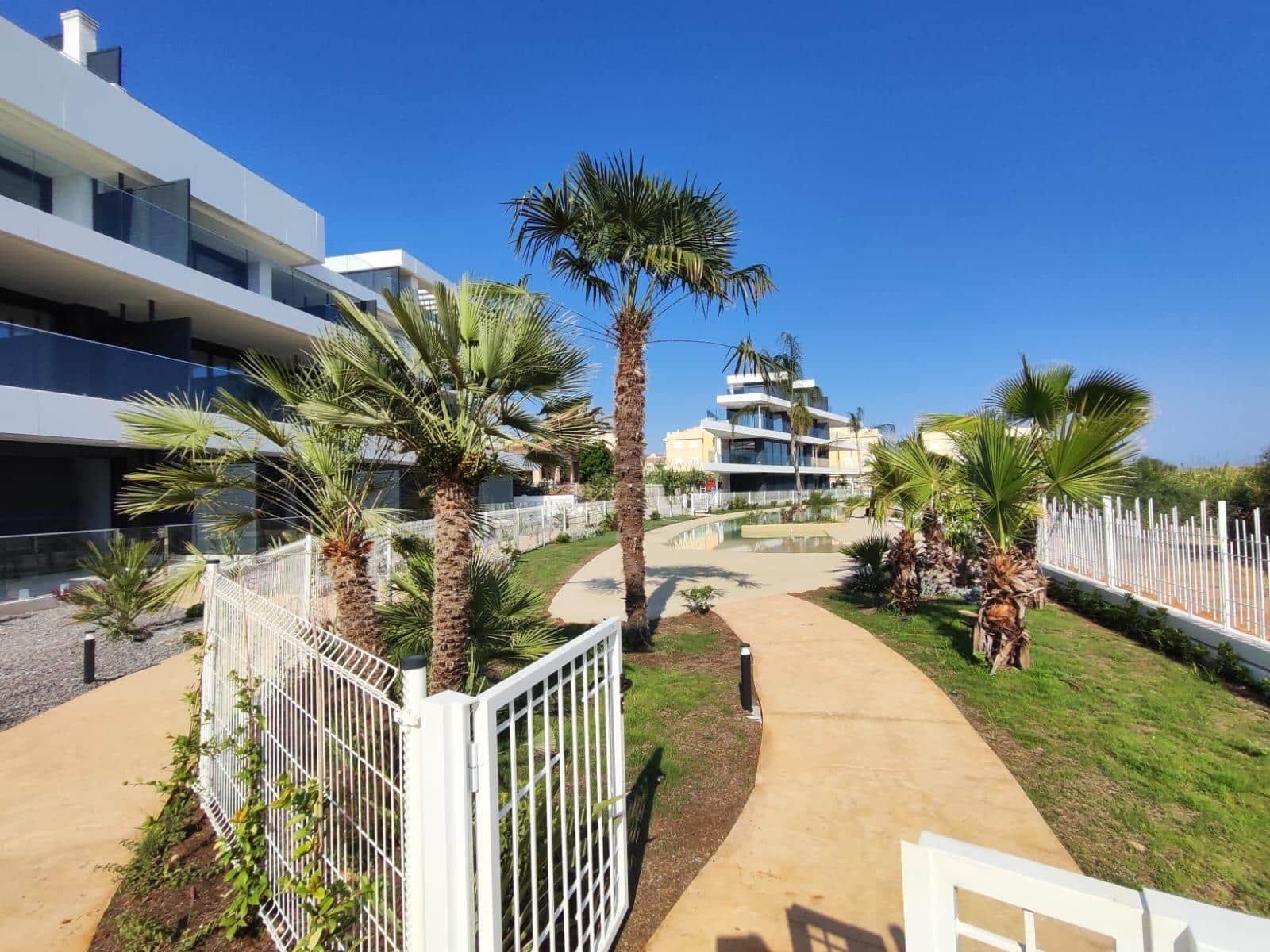 2 bedroom Apartment for sale in Denia - € 595,000 (Ref: 9597156)