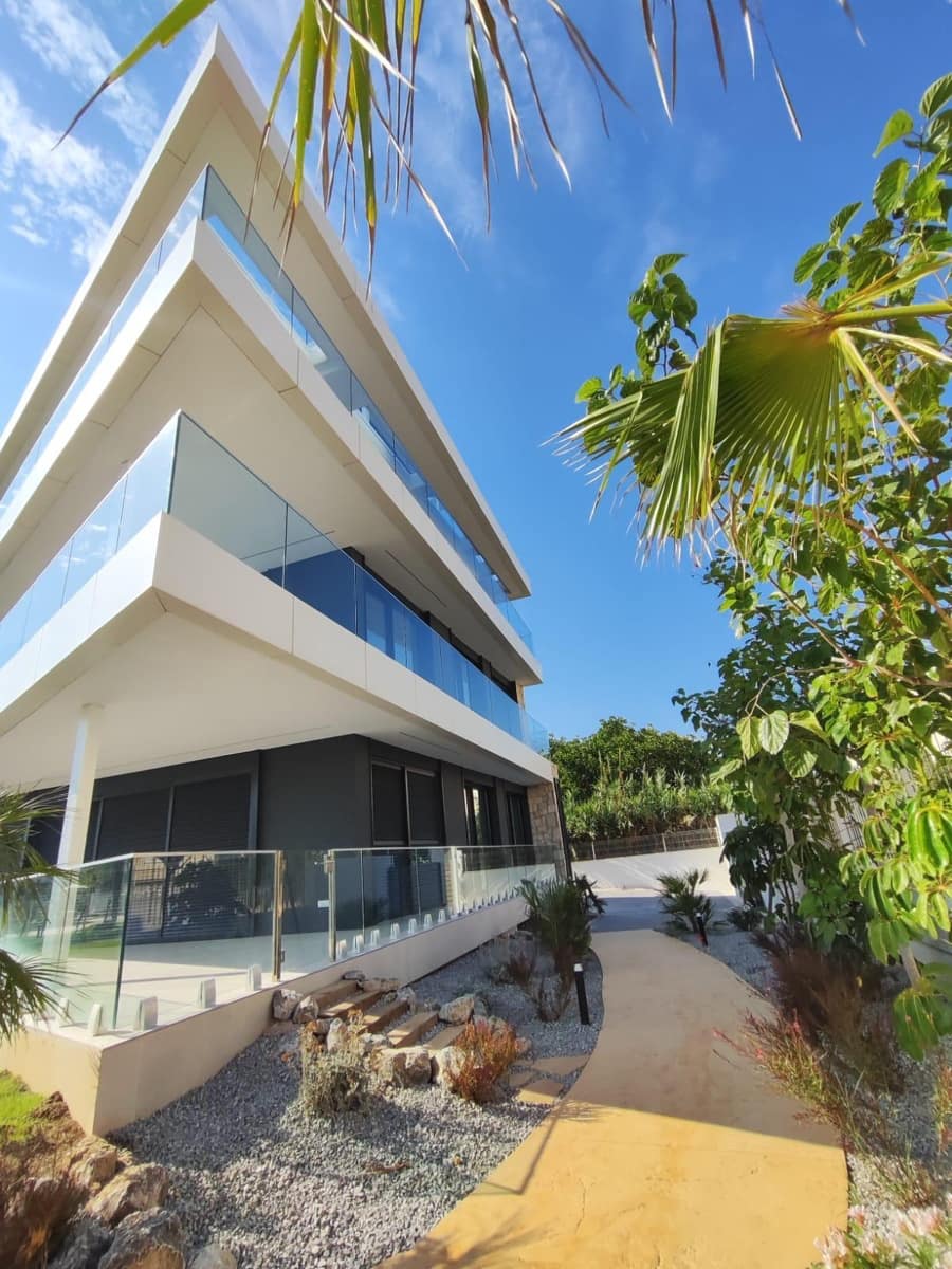 2 bedroom Apartment for sale in Denia - € 595,000 (Ref: 9597156)