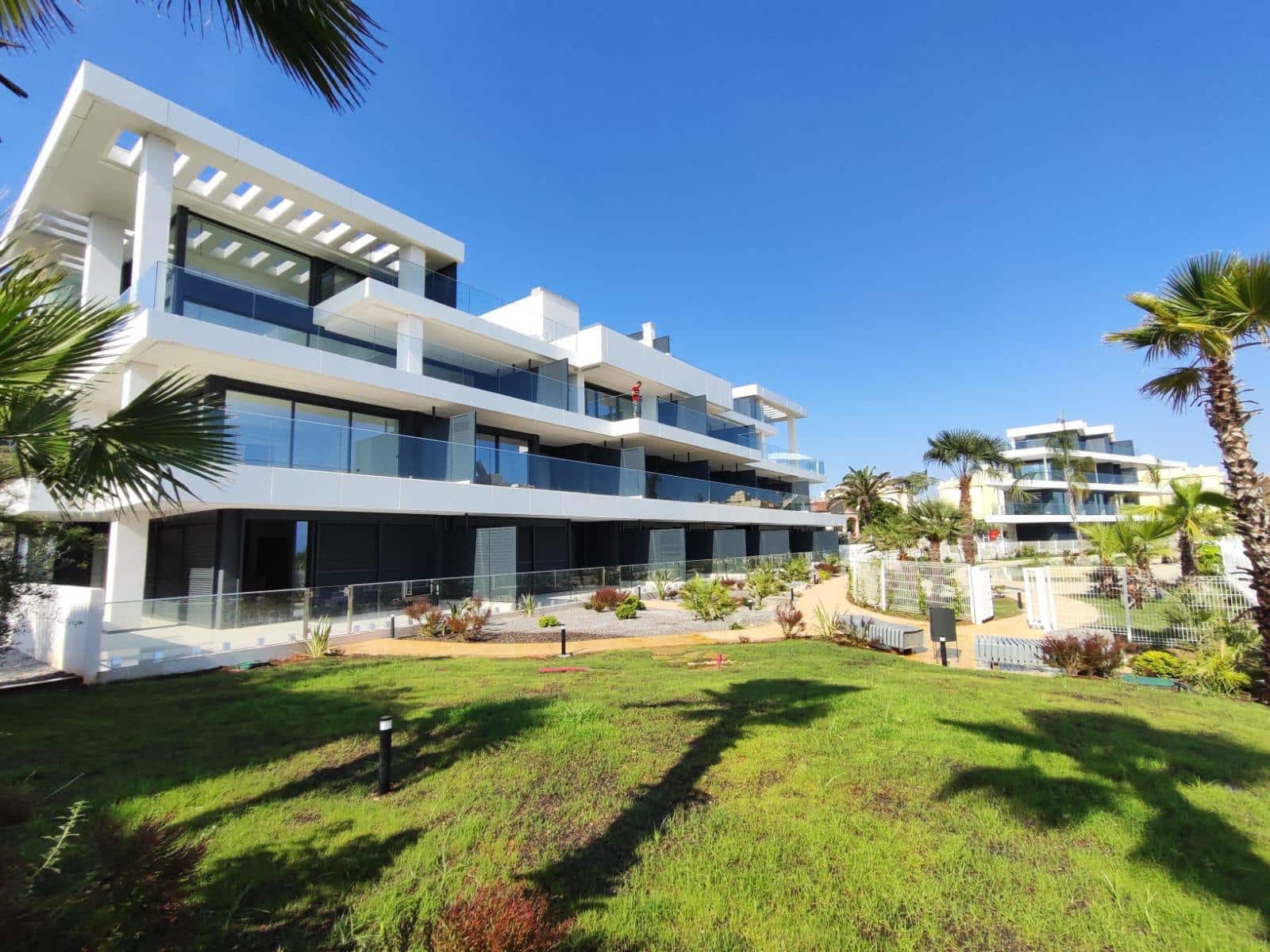 2 bedroom Apartment for sale in Denia - € 595,000 (Ref: 9597156)