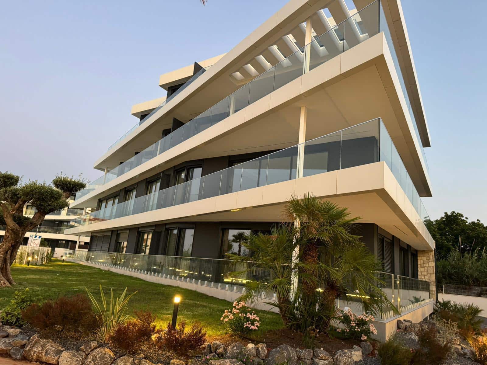 2 bedroom Apartment for sale in Denia - € 595,000 (Ref: 9597156)