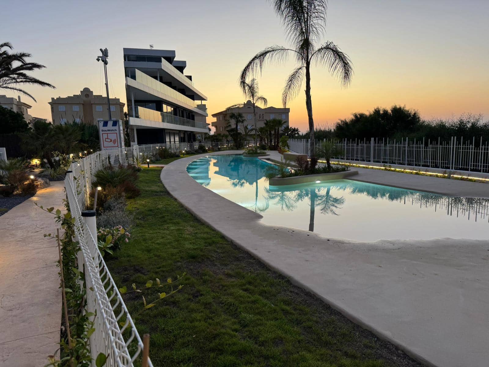 2 bedroom Apartment for sale in Denia - € 595,000 (Ref: 9597156)