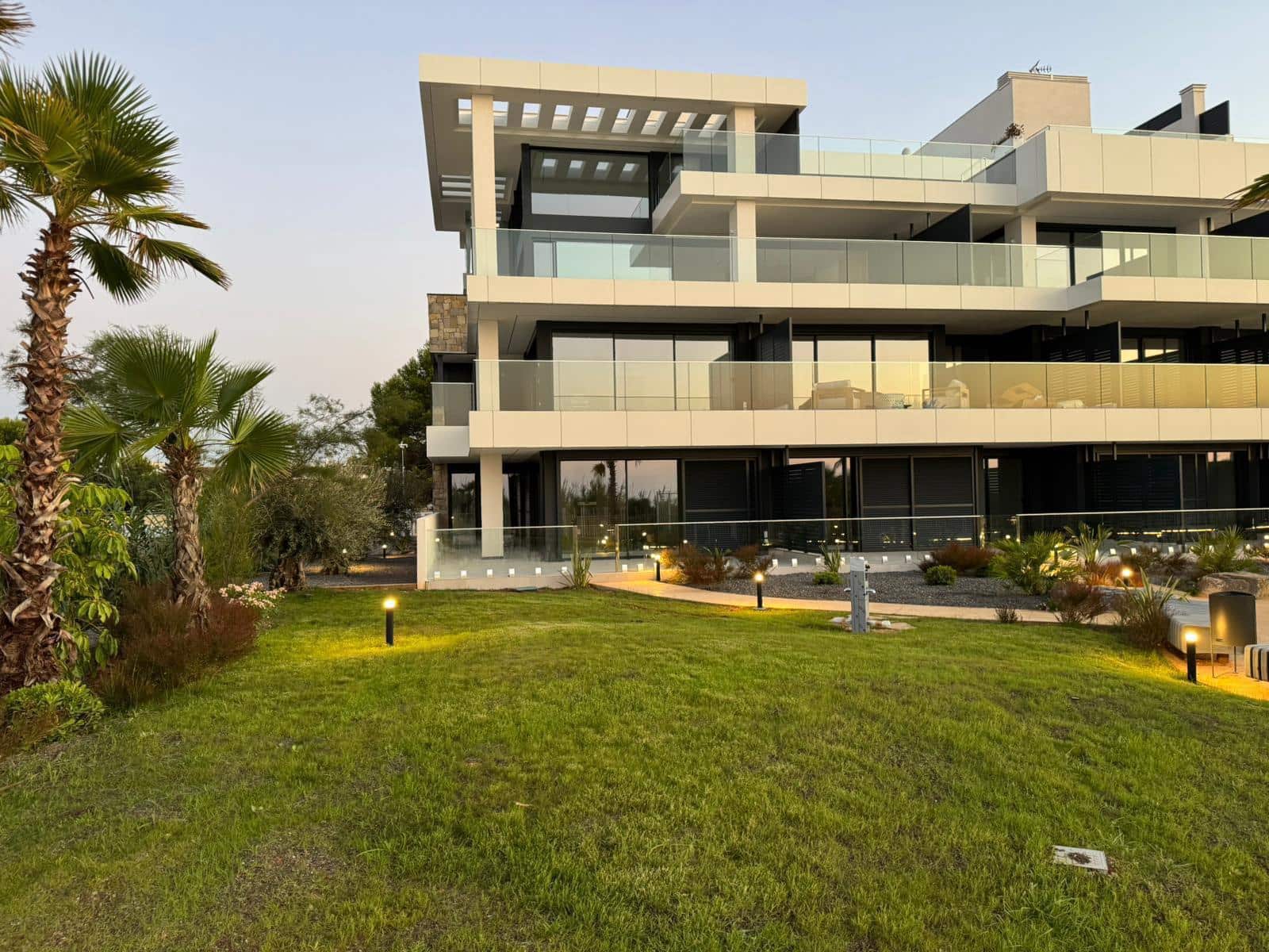 2 bedroom Apartment for sale in Denia - € 595,000 (Ref: 9597156)