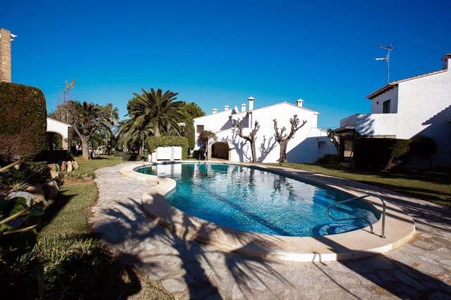 3 chambre Bungalow à vendre à Dénia - 375 000 € (Ref: 9793169)