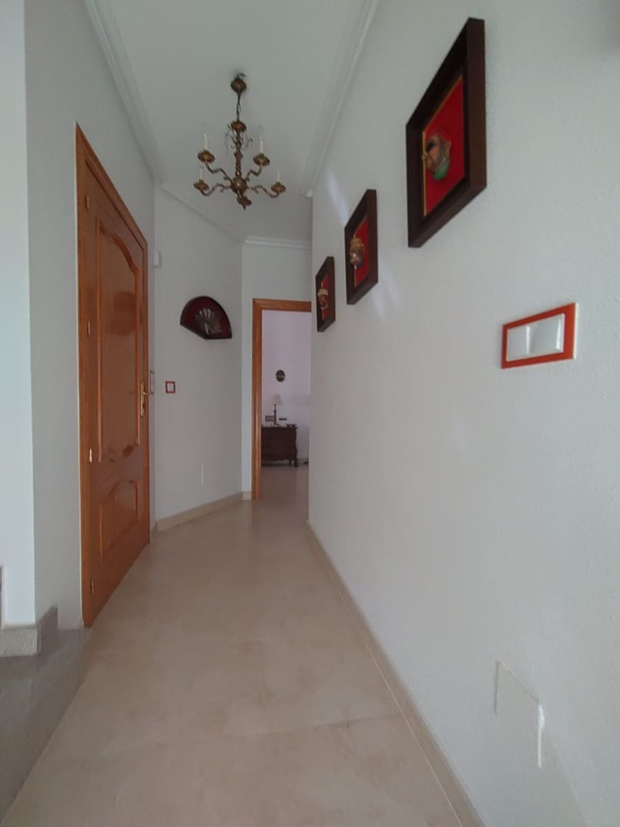 6 soverom Hus til salgs i Los Narejos med garasje - € 390 000 (Ref: 9324368)