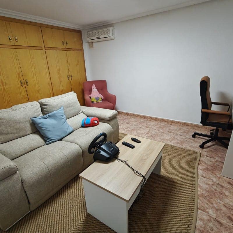 5 soveværelse Semi-Rækkehus til salg i Los Alcazares med garage - € 304.000 (Ref: 9564018)