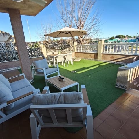 5 soveværelse Semi-Rækkehus til salg i Los Narejos - Punta Calera, Los Alcázares med garage - € 304.000 (Ref: 9564018)