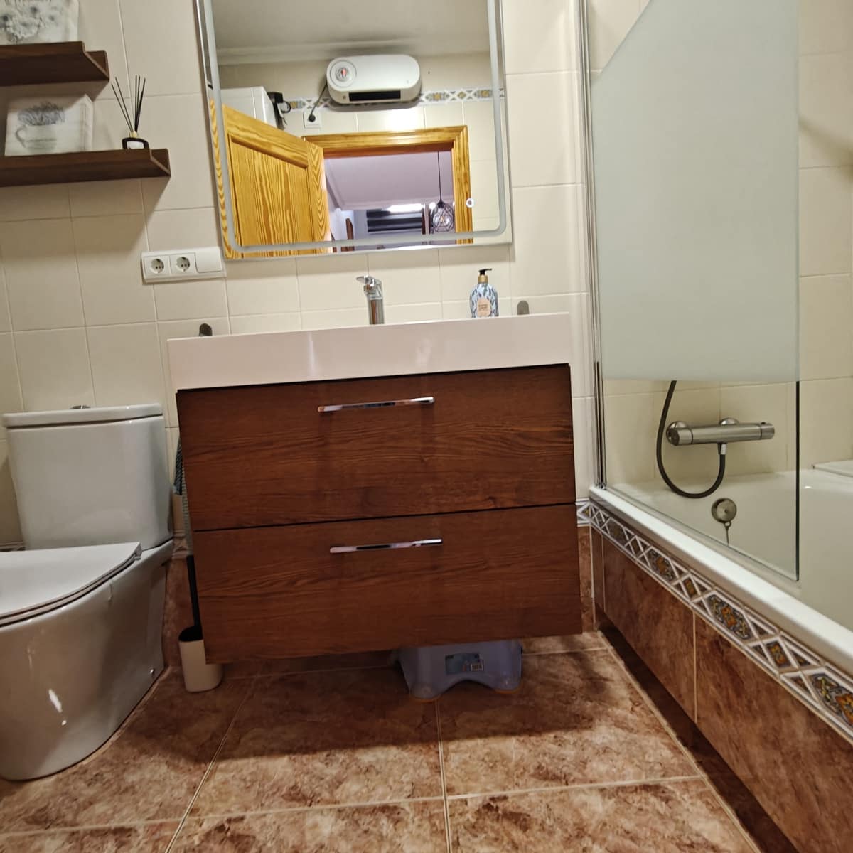 5 soveværelse Semi-Rækkehus til salg i Los Alcazares med garage - € 304.000 (Ref: 9564018)