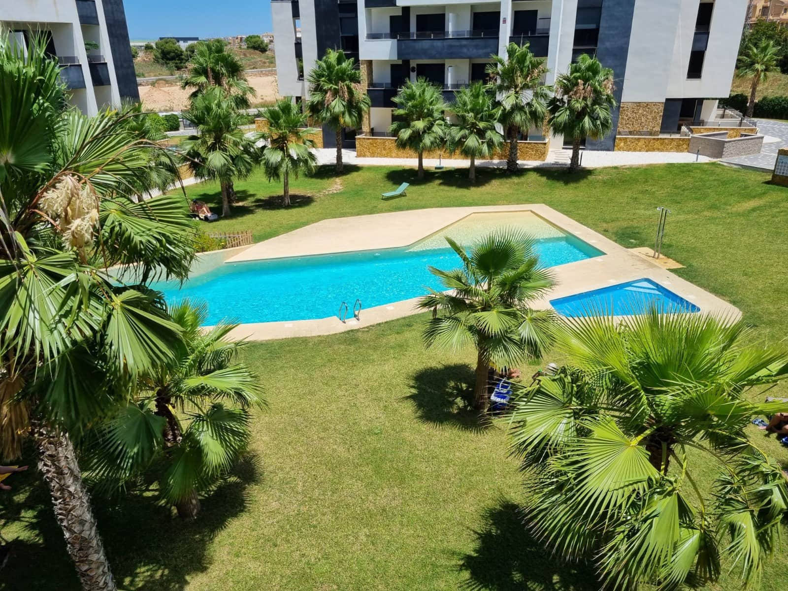 2 sovrum Lägenhet till salu i Los Altos med garage - 229 000 € (Ref: 9650523)