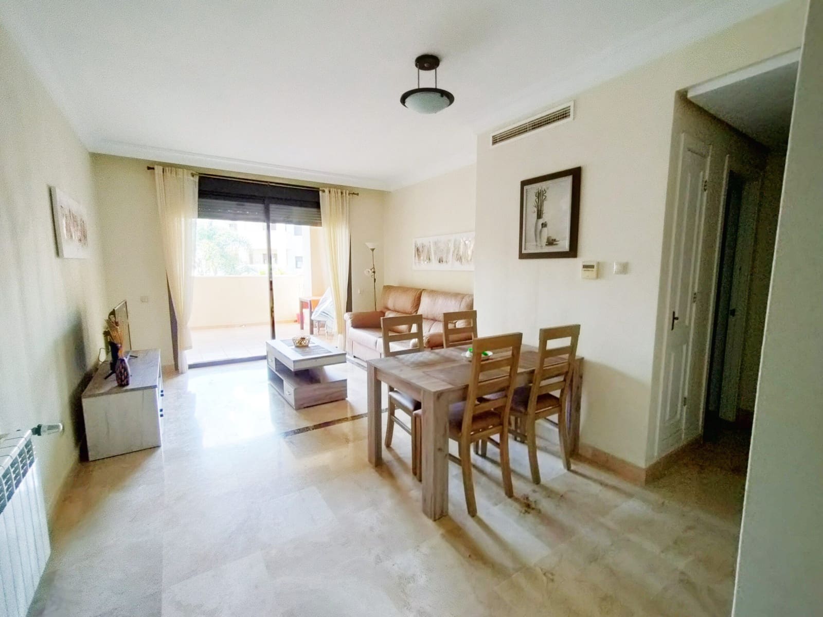 2 sypialnia Apartament na sprzedaż w Los Alcazares z basenem garażem - 189 900 € (Ref: 9772472)