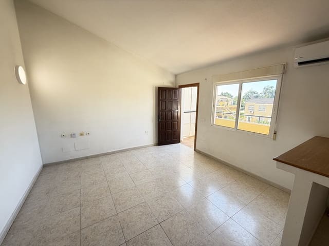 2 slaapkamer Appartement te koop in Villamartin, Orihuela met zwembad - € 139.995 (Ref: 10000169)