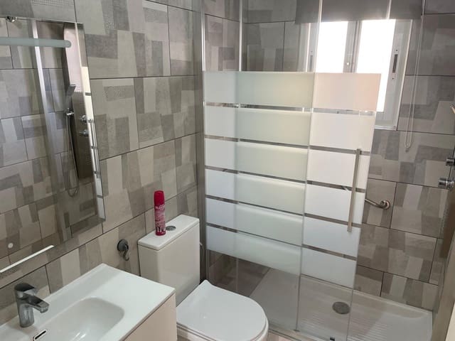 2 soverom Hus til salgs i Villamartin, Orihuela med svømmebasseng - € 189 995 (Ref: 10007163)