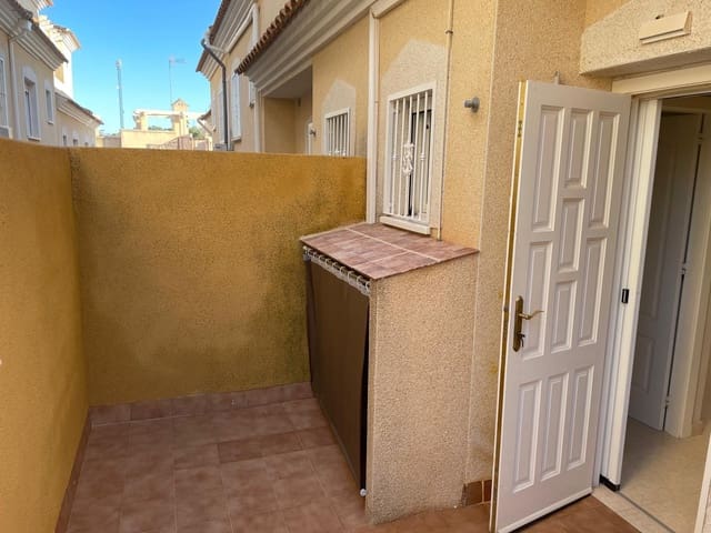 2 soverom Hus til salgs i Villamartin, Orihuela med svømmebasseng - € 189 995 (Ref: 10007163)
