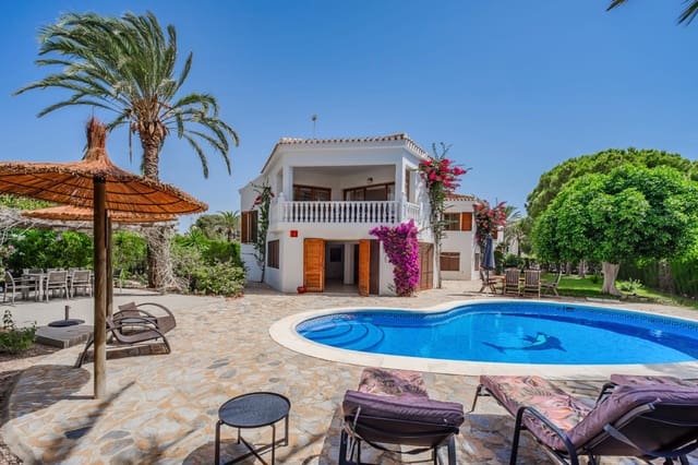 4 bedroom Villa for sale in Cabo Roig, Orihuela with pool garage - € 2,500,000 (Ref: 10008350)