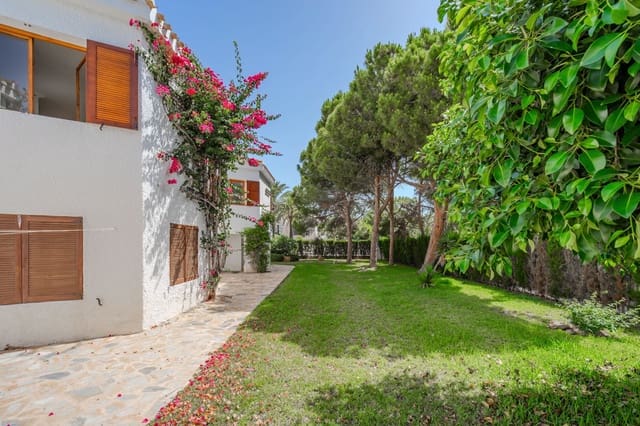 4 bedroom Villa for sale in Cabo Roig, Orihuela with pool garage - € 2,500,000 (Ref: 10008350)