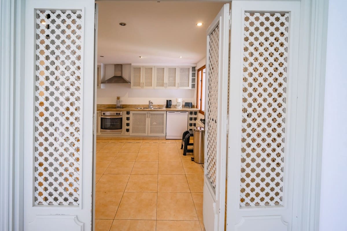4 bedroom Villa for sale in Cabo Roig with pool garage - € 2,500,000 (Ref: 10008350)