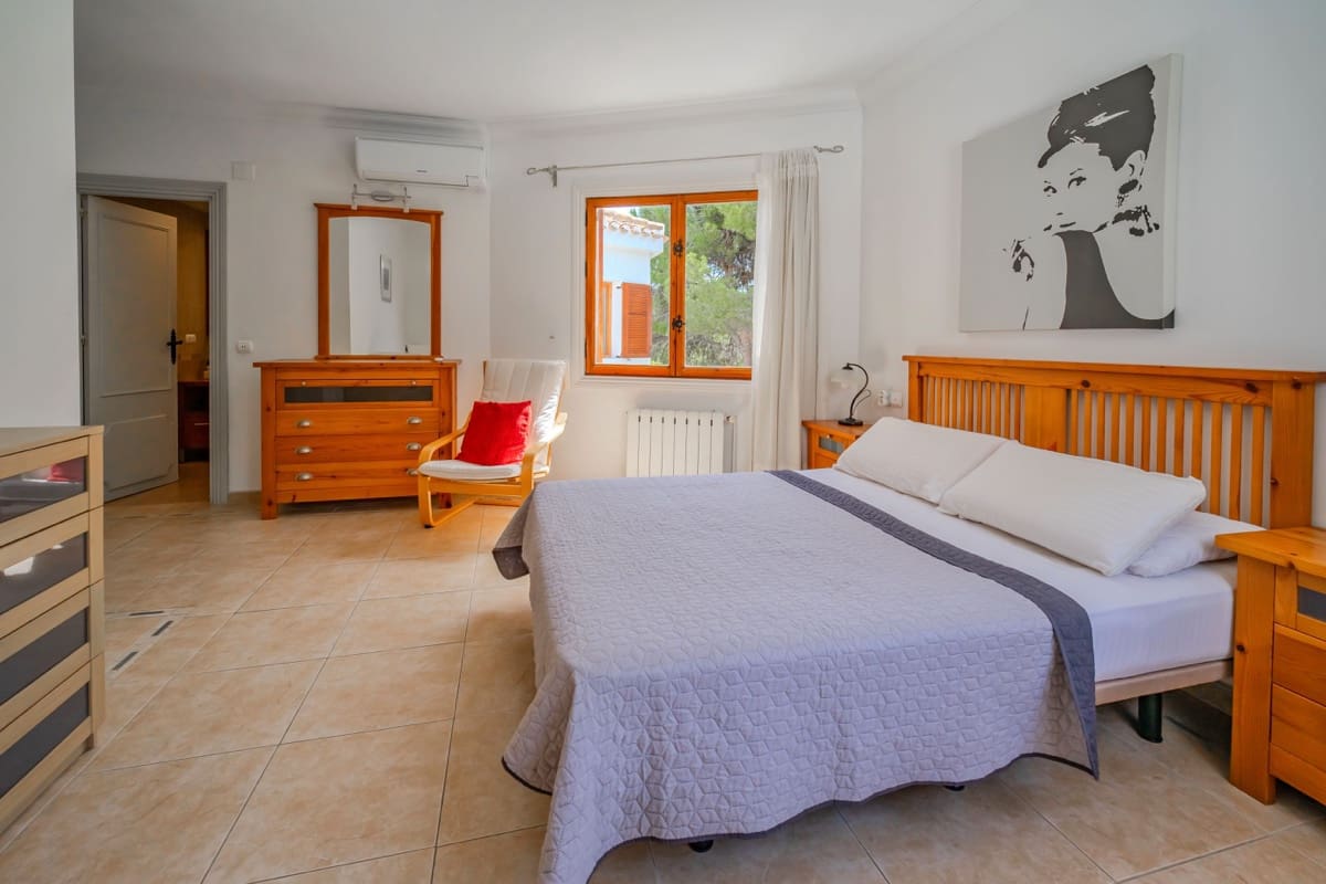 4 bedroom Villa for sale in Cabo Roig with pool garage - € 2,500,000 (Ref: 10008350)