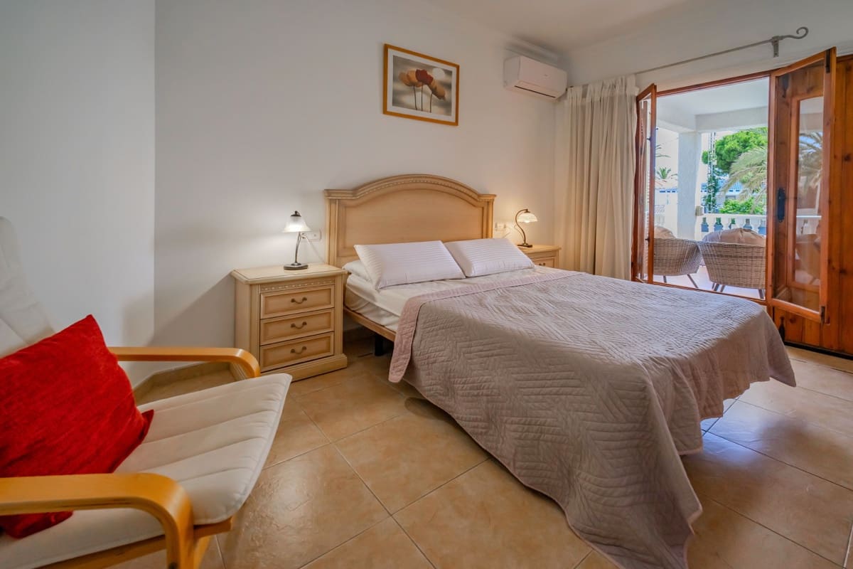 4 bedroom Villa for sale in Cabo Roig with pool garage - € 2,500,000 (Ref: 10008350)