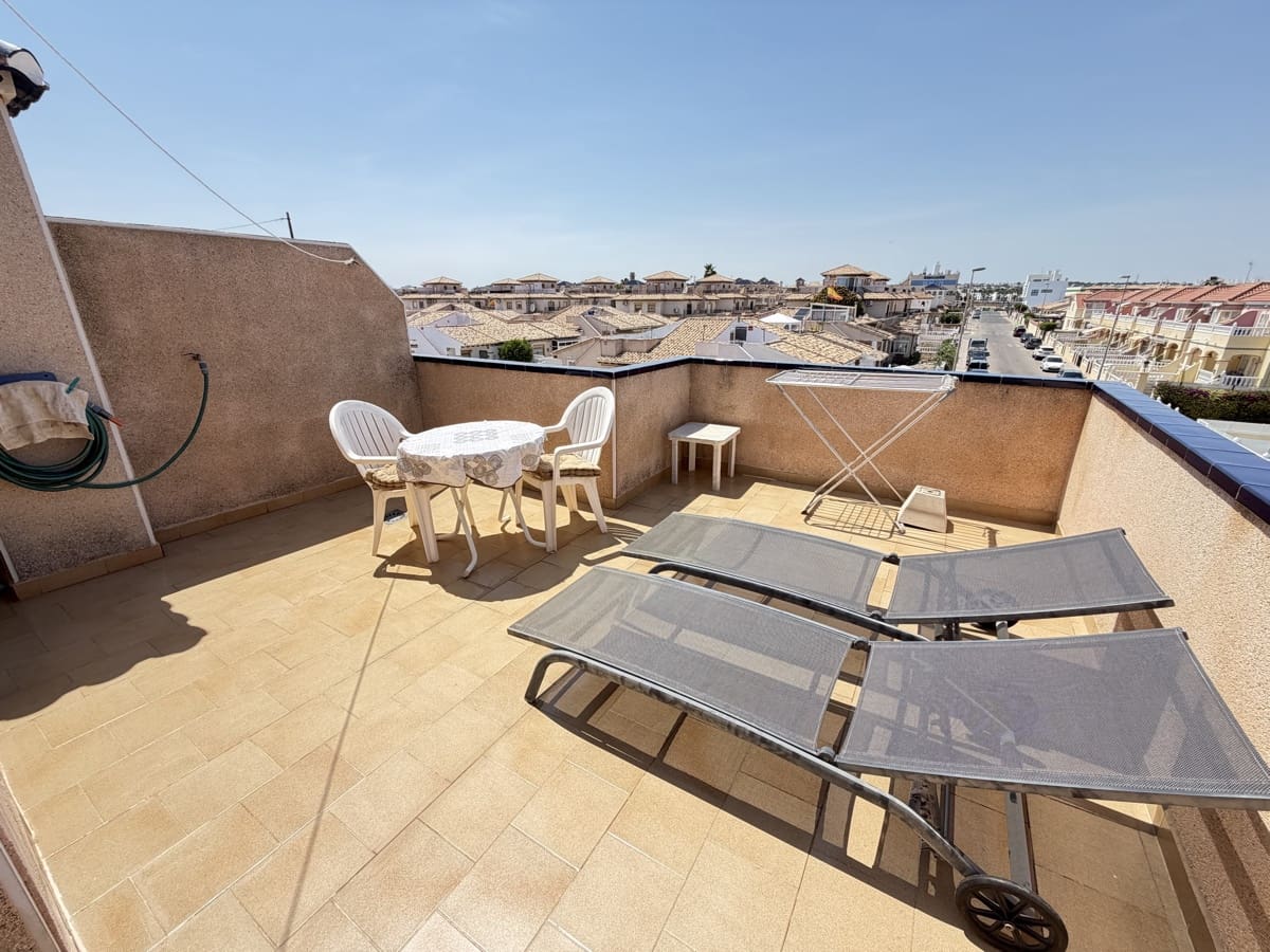 2 chambre Villa/Maison Semi-Mitoyenne à vendre à La Zenia avec piscine - 269 000 € (Ref: 10008359)