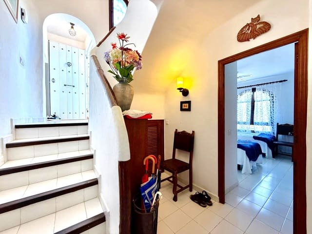 3 sovrum Villa till salu i Villamartin, Orihuela - 399 000 € (Ref: 10017073)