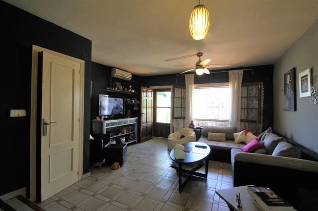 3 Zimmer Haus zu verkaufen in Villamartin, Orihuela mit Pool - 279.900 € (Ref: 10017074)