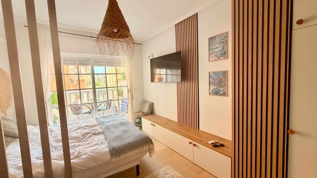 Lejlighed til salg i Torrevieja - € 128.000 (Ref: 10029846)