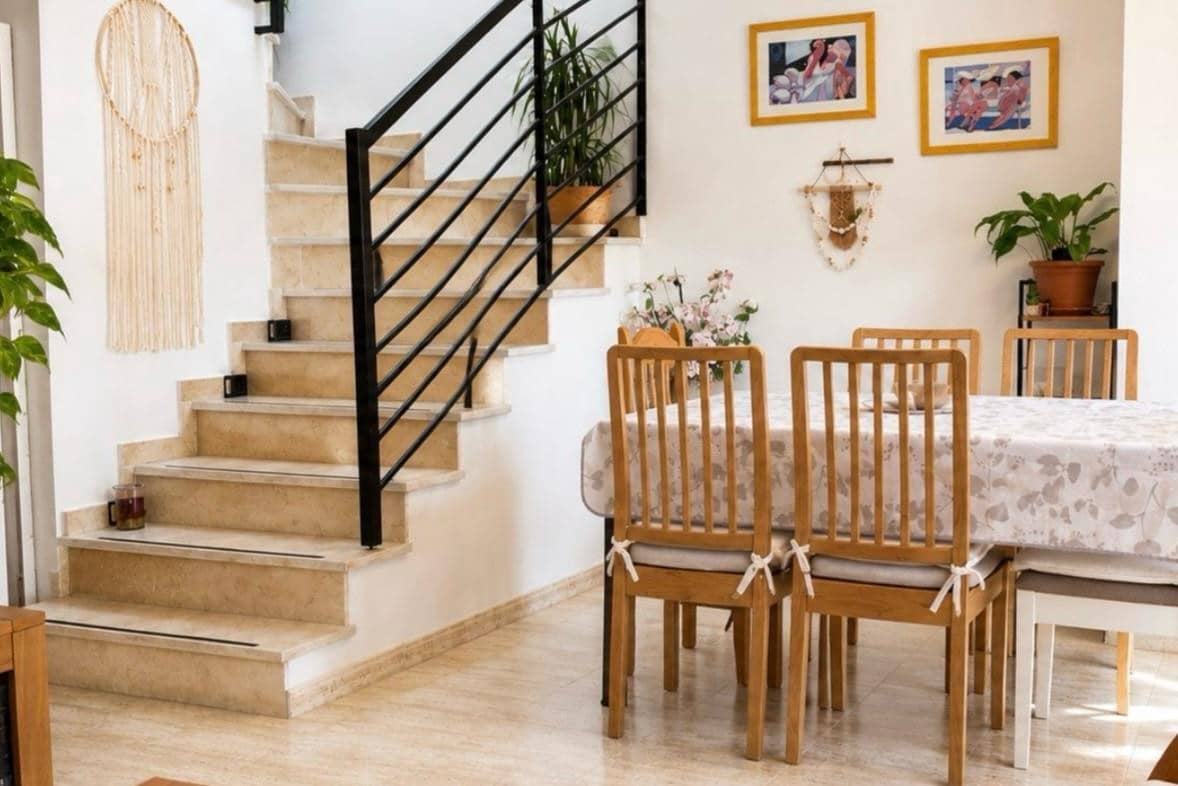 3 quarto Apartamento para venda em Villamartin com piscina garagem - 175 000 € (Ref: 10040646)