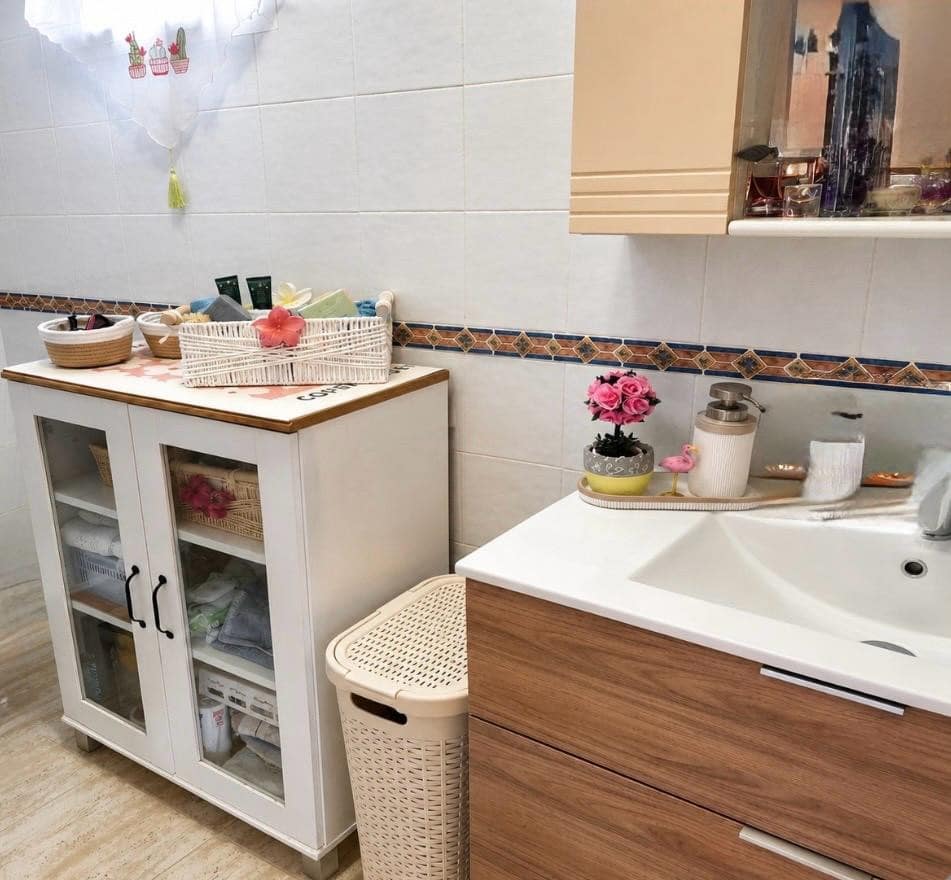 3 quarto Apartamento para venda em Villamartin com piscina garagem - 175 000 € (Ref: 10040646)