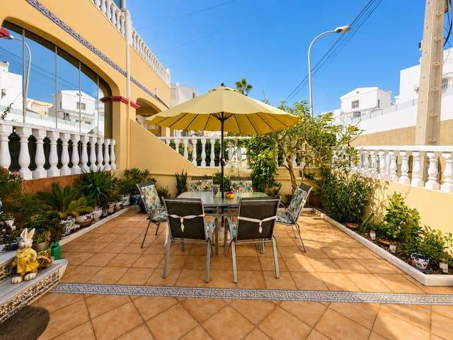 2 makuuhuone Omakotitalo myytävänä paikassa San Miguel de Salinas mukana uima-altaan 
autotalli - 268 000 € (Ref: 10041915)
